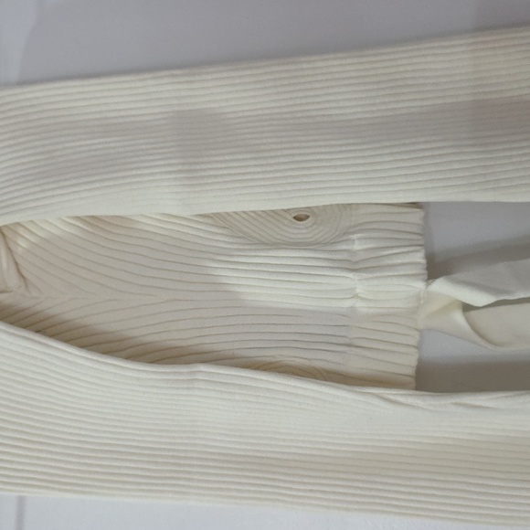 ANDREĀDAMO Off-White Ribbed Pants - Picture 9 of 12